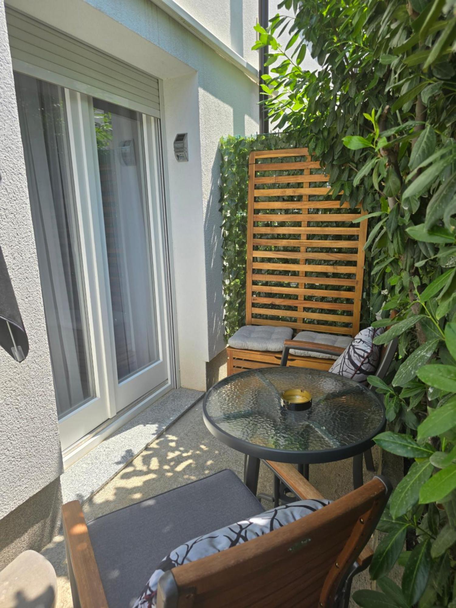 Apartmani Kameno Sidro Bilice Room photo